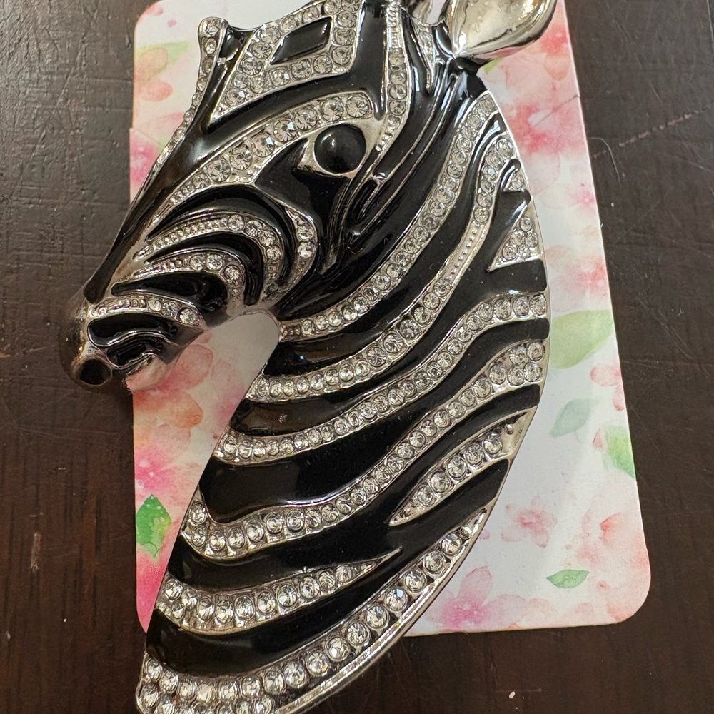 Large Zebra Brooch with Rhinestones - Picture 3 of 10